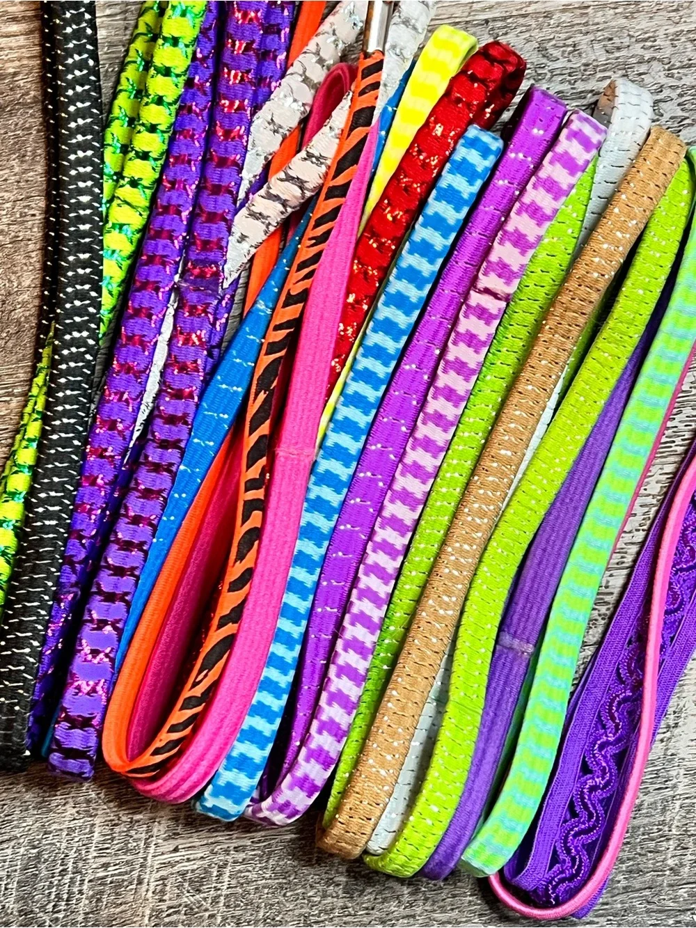 Girls Headbands Lot of 21 Colorful Stretch Athletic Sports Dance Hair Bands